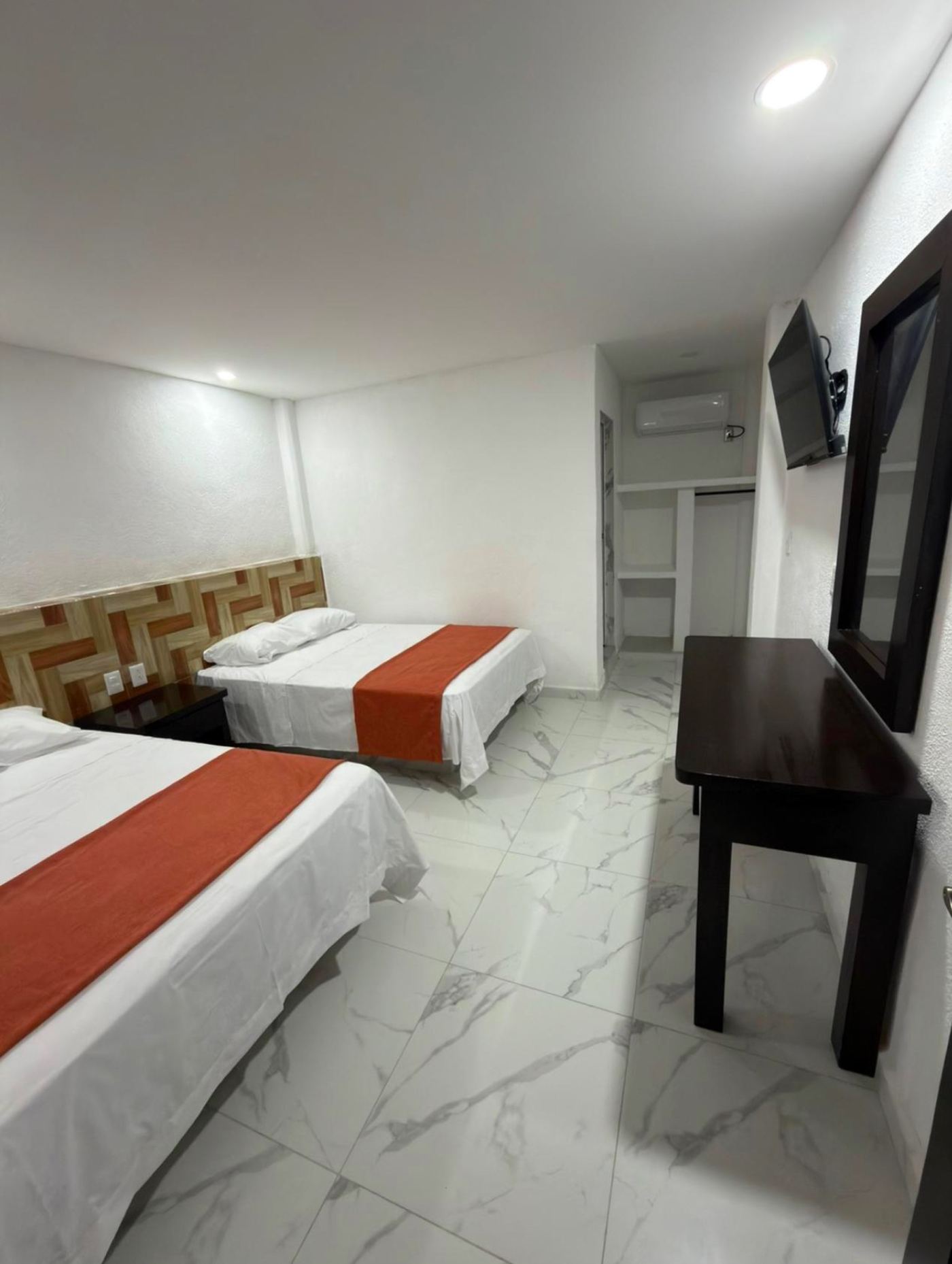 Suite Diamante familiar con dos camas, Hotel Boutique Margot