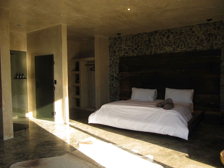 Hotel Amadeo