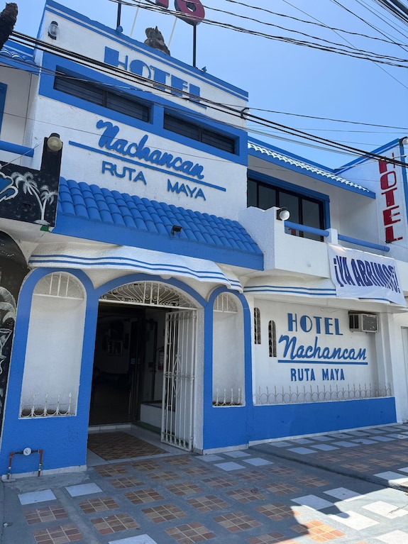 Hotel Nachancán Calderitas