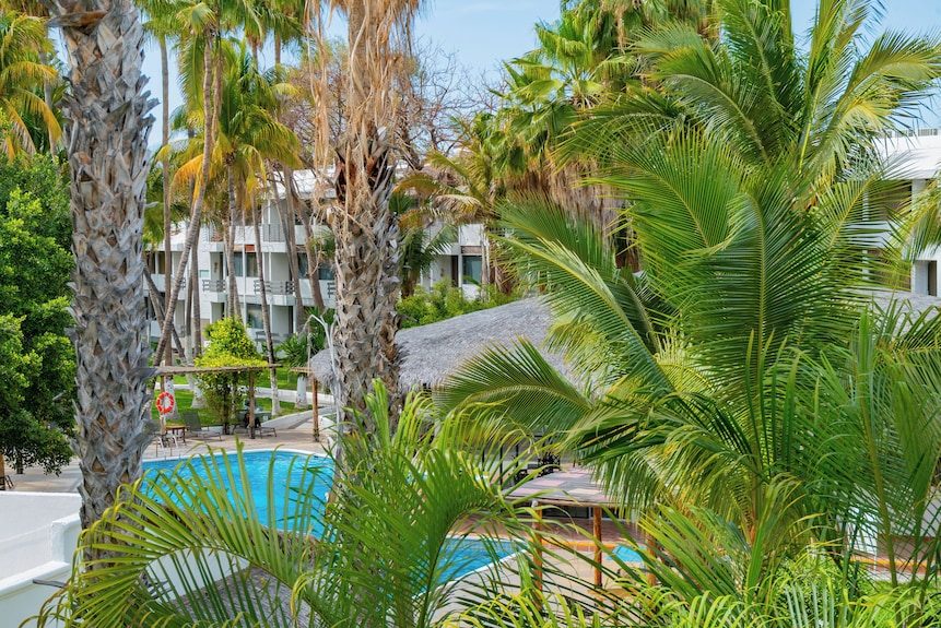 La Concha Beach Resort