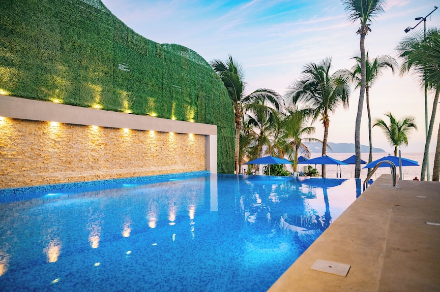 Ritz Acapulco All Inclusive